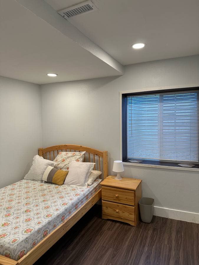 Clean, Quiet Room