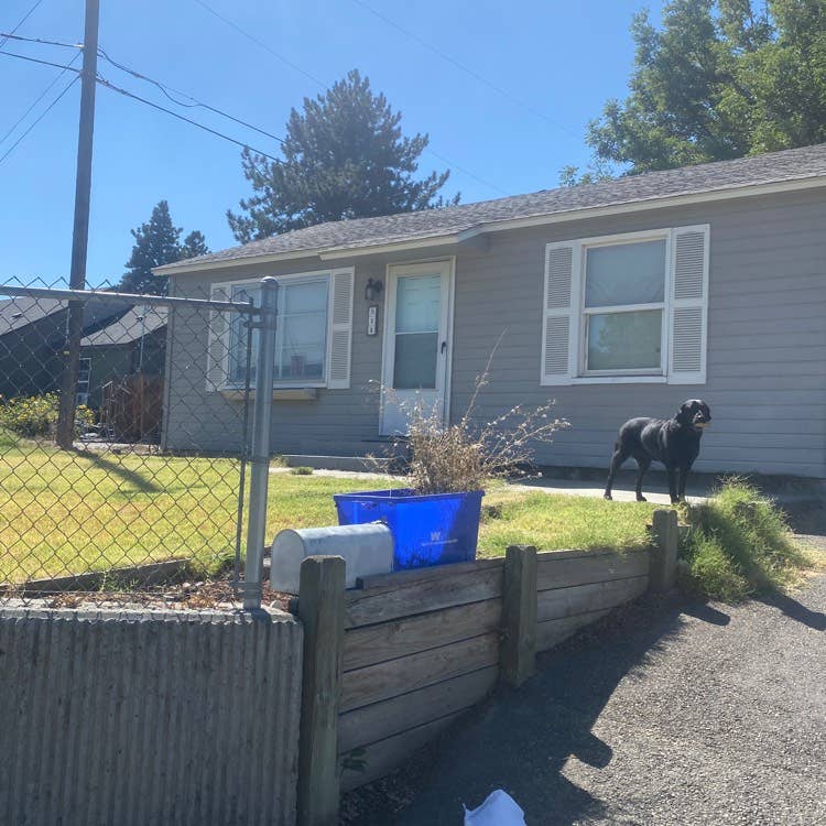 Cheap room for rent. Kennewick WA