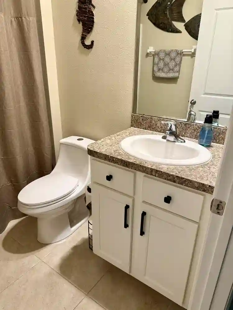 Furnished Room/Private BR/Utilities