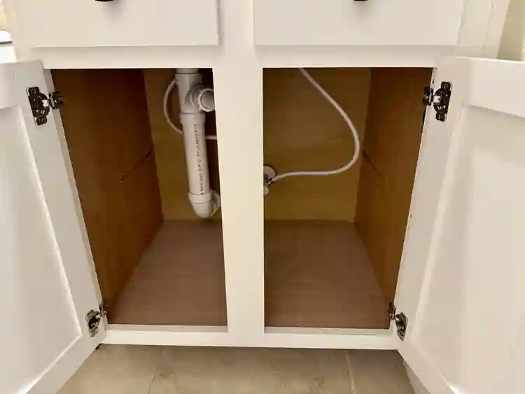 Furnished Room/Private BR/Utilities