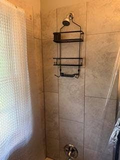 2 rooms available
