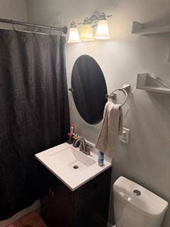 2 rooms available