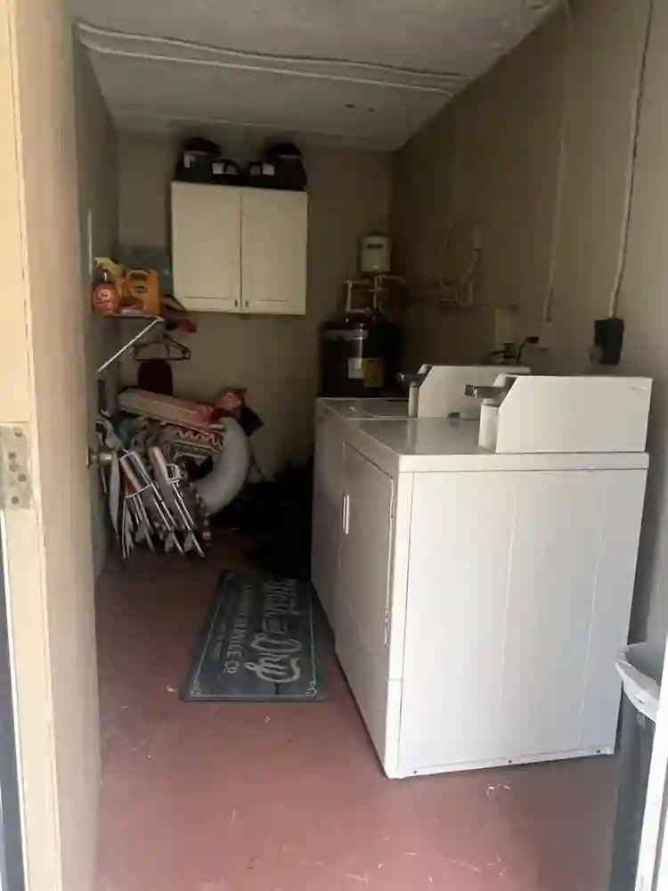 Looking for SOLO roommate!!!
