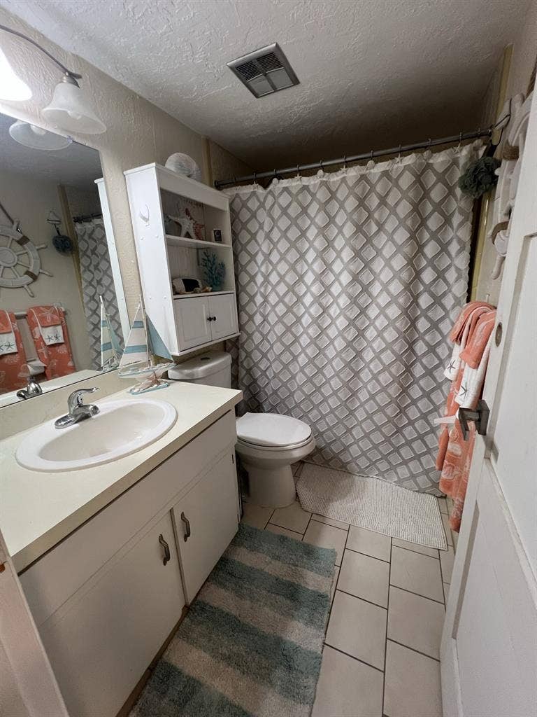 Looking for SOLO roommate!!!