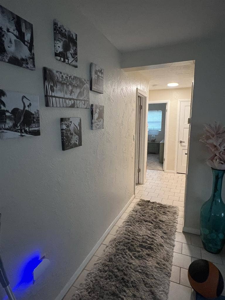 Looking for SOLO roommate!!!