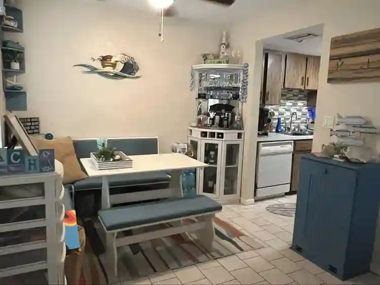Looking for SOLO roommate!!!
