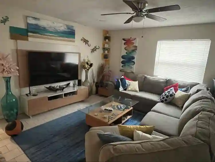 Looking for SOLO roommate!!!