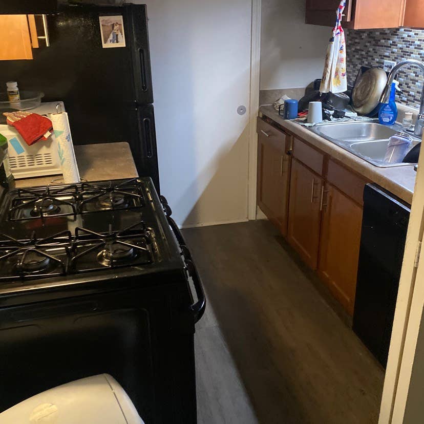 2 bedroom apartment on 2nd floor