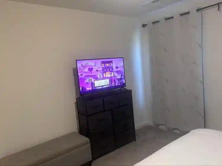 Private room and bath shared living
