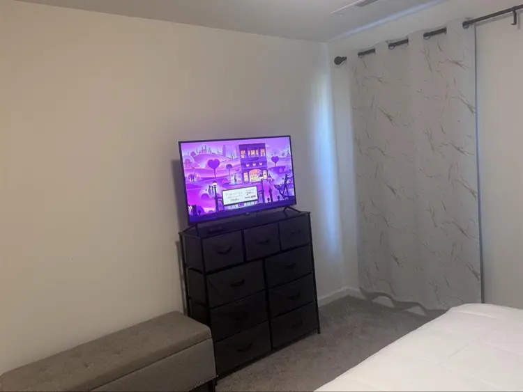 Private room and bath shared living