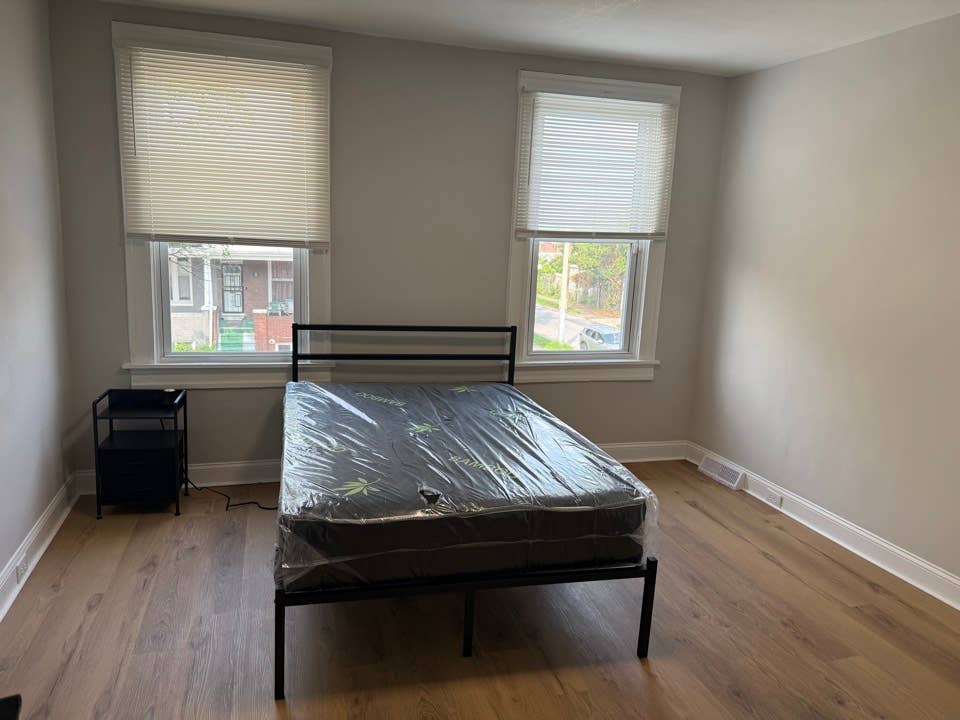 Rooms for rent in 3 bedroom home