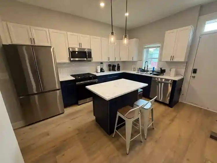 Rooms for rent in 3 bedroom home