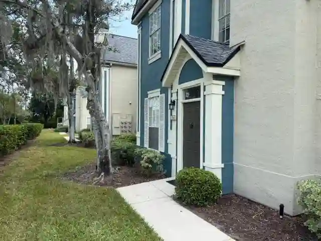 condo for rent Ground level