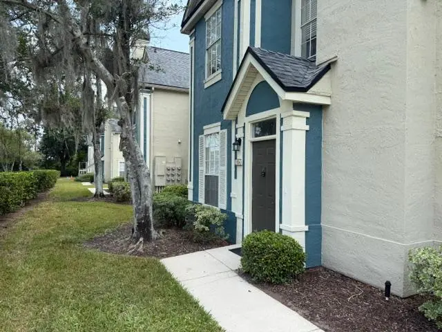 condo for rent Ground level