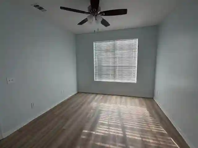 condo for rent Ground level