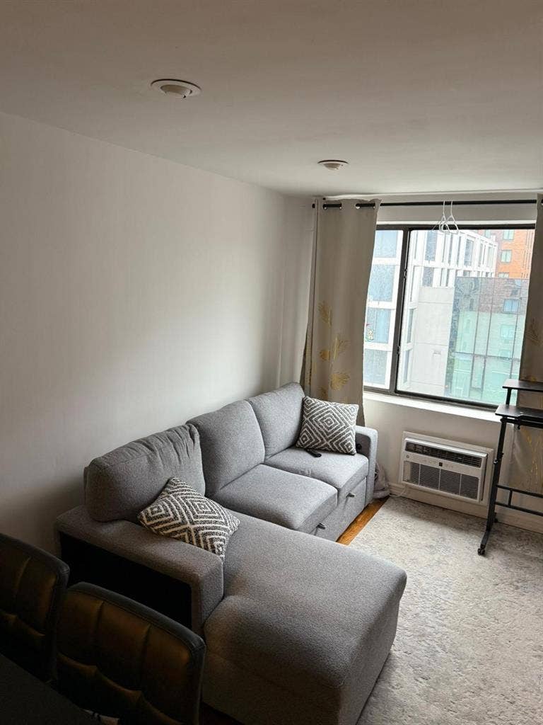 Hell’s Kitchen 2 Bedroomm