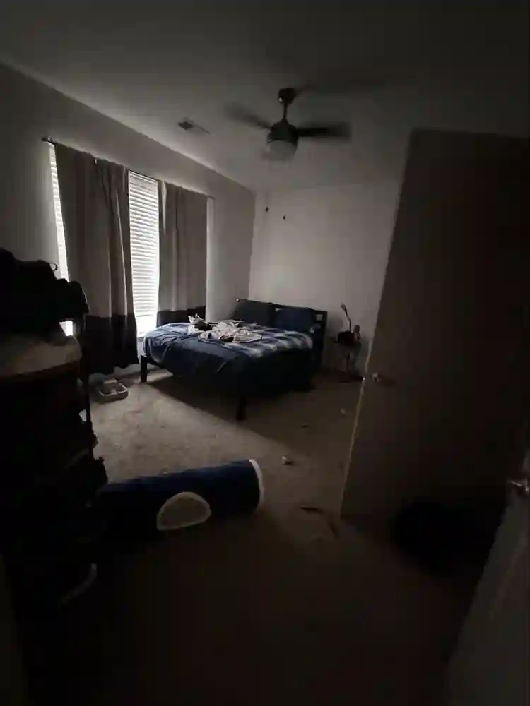 Looking for a Roommate for Jan 2027