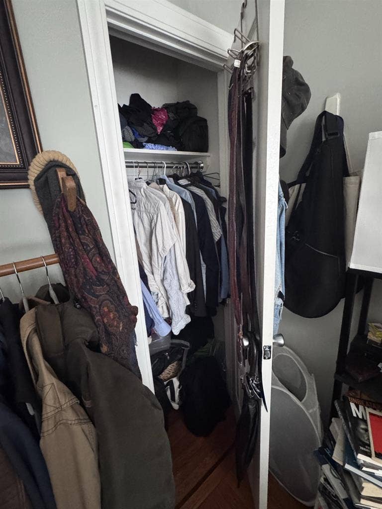 3bd/1bth; Sept 1st; 32F & 28M