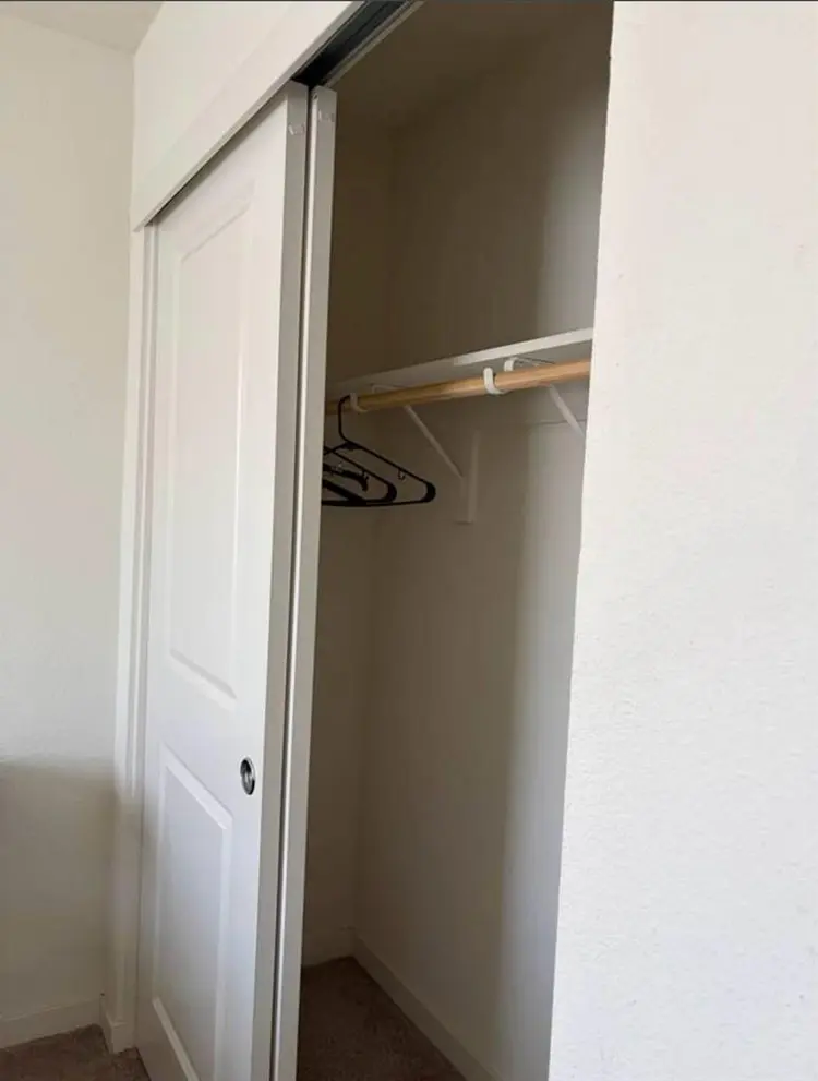 Renting a bedroom available now