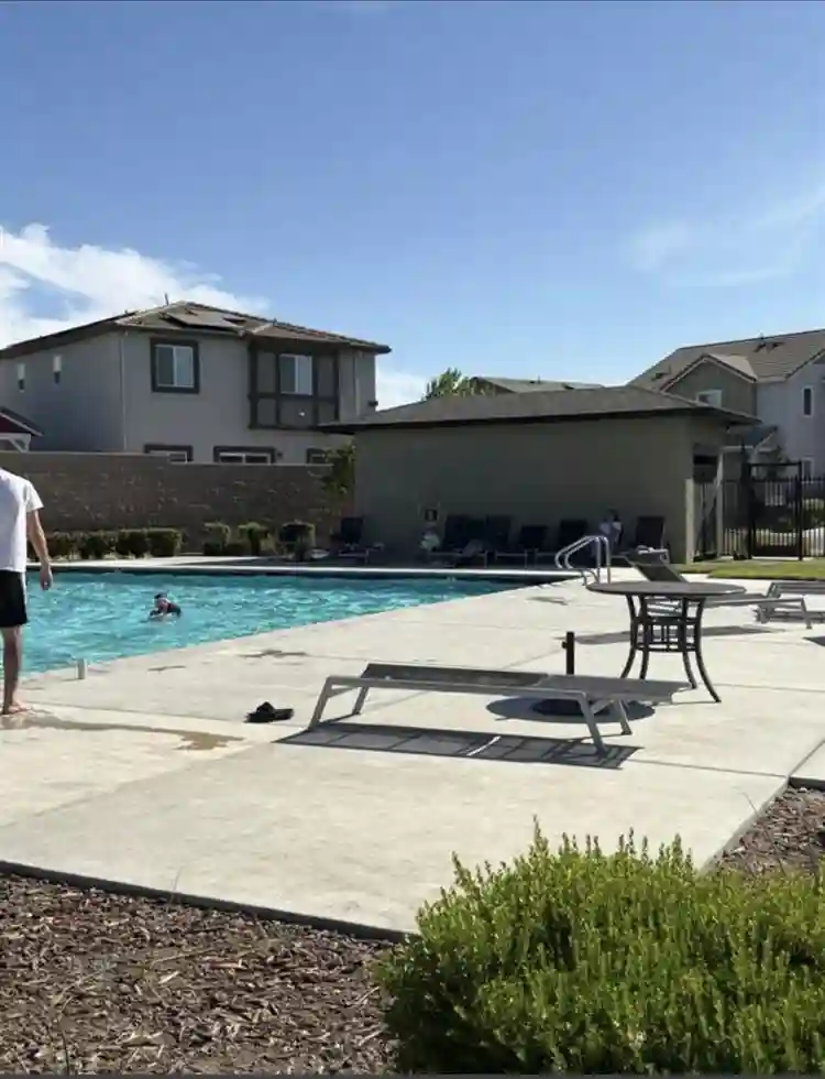 Renting a bedroom available now