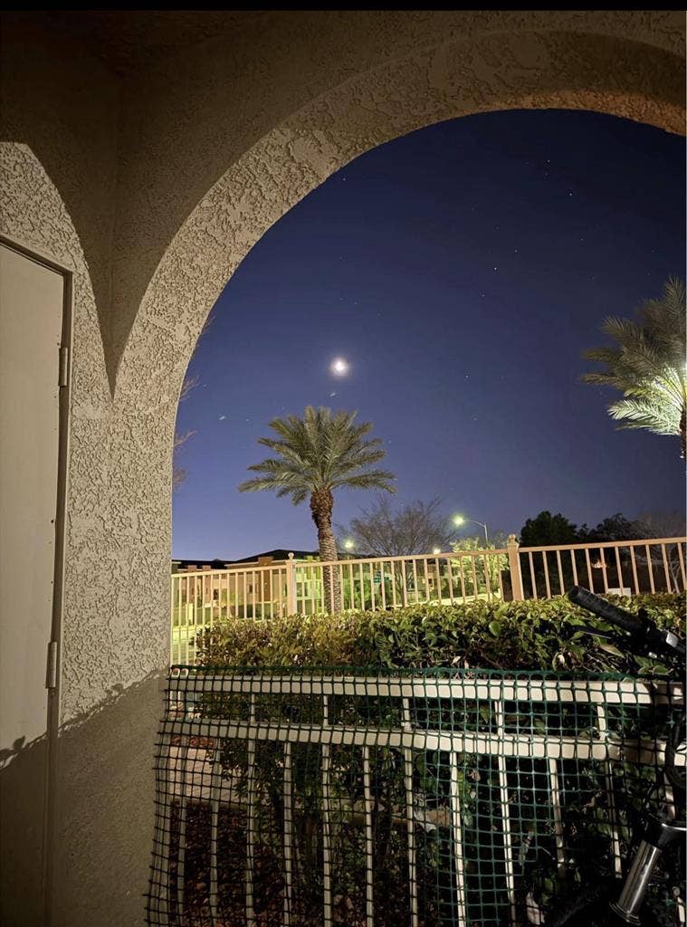 Summerlin. Quiet home. Very clean.