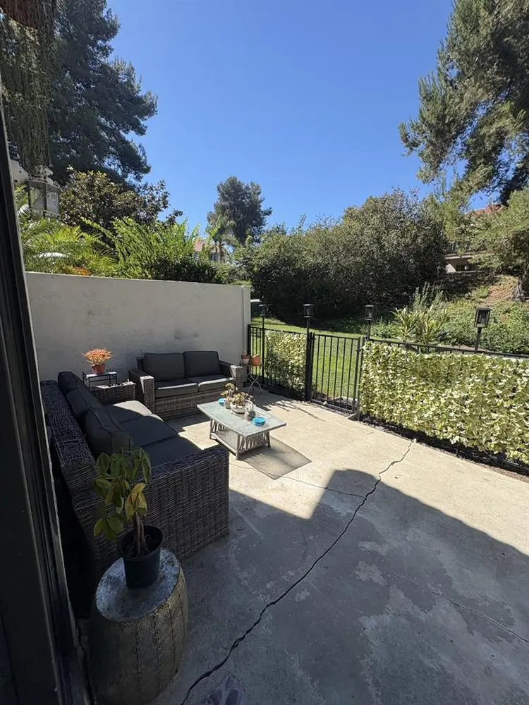 Room for rent in la costa carlsbad!