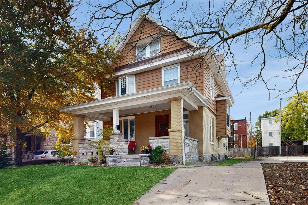 1 BR in Kansas City