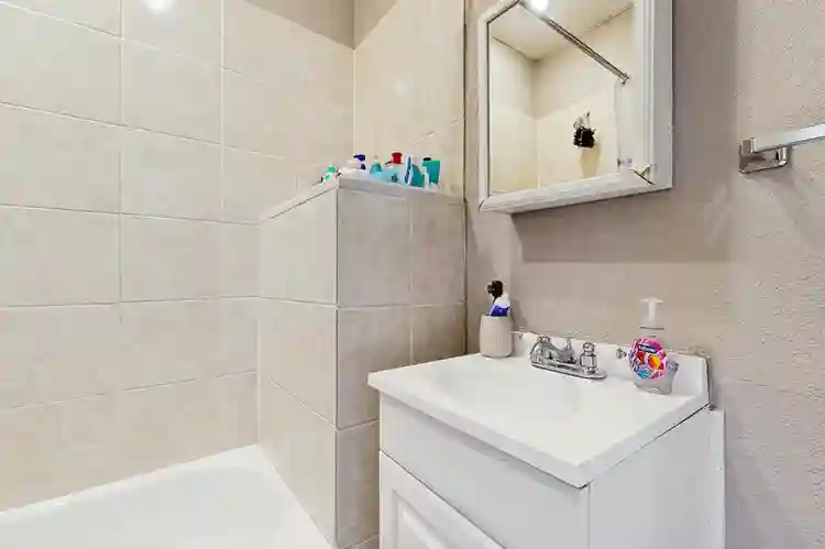 1 BR in Kansas City
