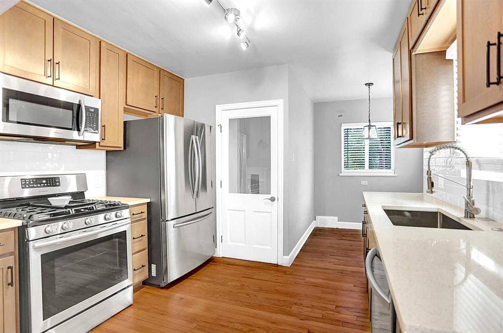 3 BR in Denver