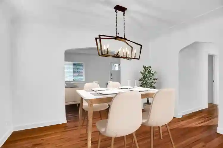 3 BR in Denver