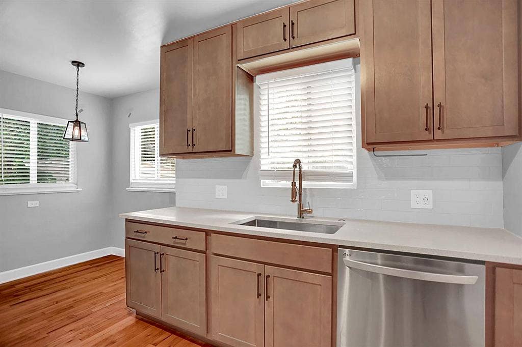 3 BR in Denver
