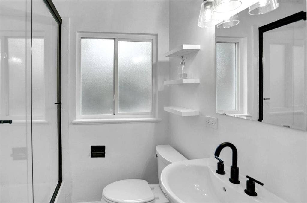3 BR in Denver