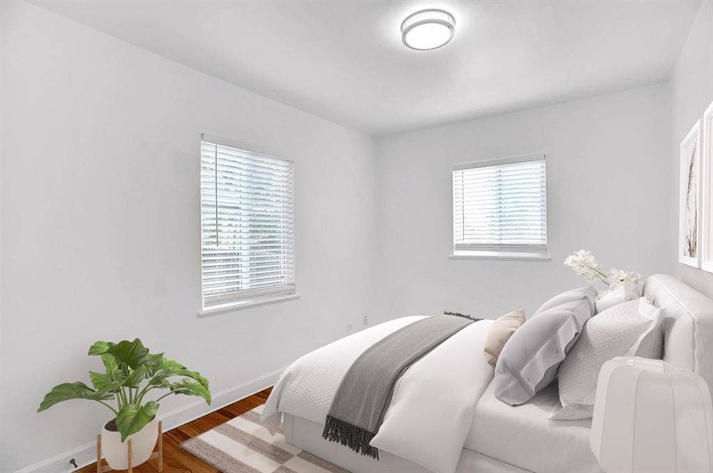 3 BR in Denver