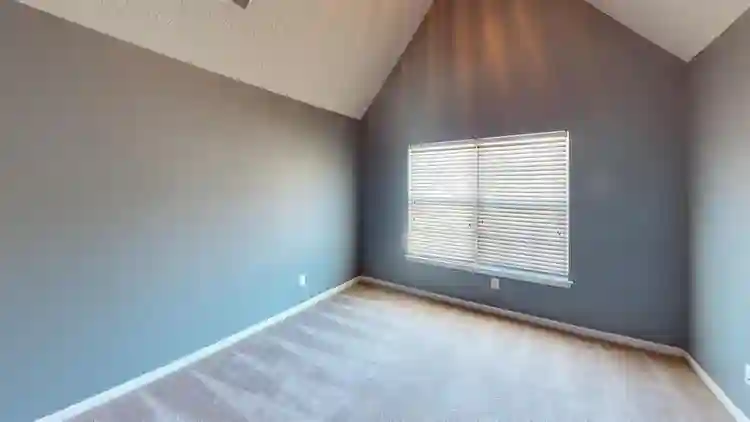 5 BR in College Park
