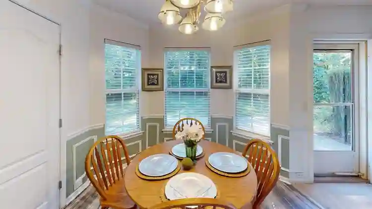 5 BR in College Park