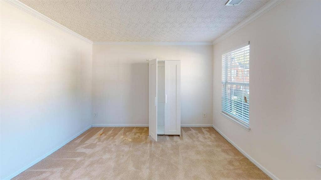5 BR in College Park