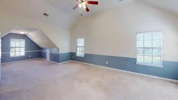 5 BR in College Park