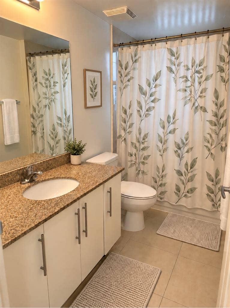 Looking for a female roommate