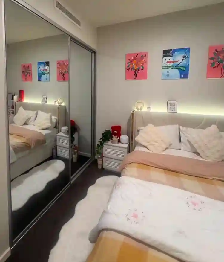 Please call me: 1 private bedroom