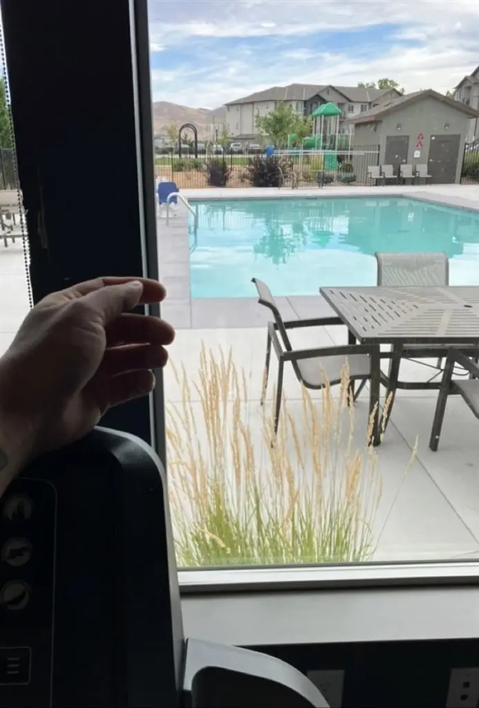1 Bedroom,shared Bathroom