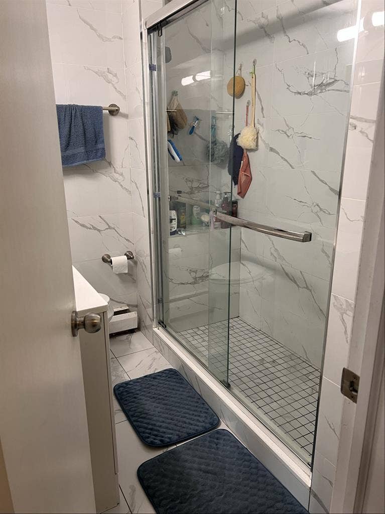 Furnished Room | Briarwood, Queens