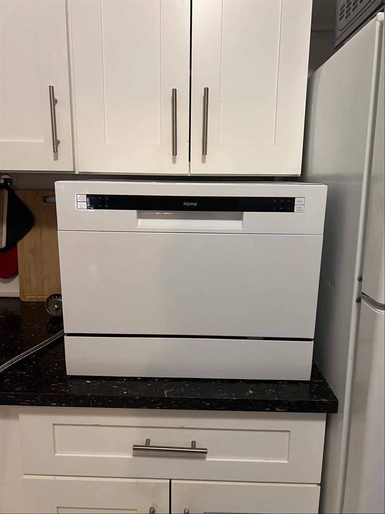 Furnished Room | Briarwood, Queens