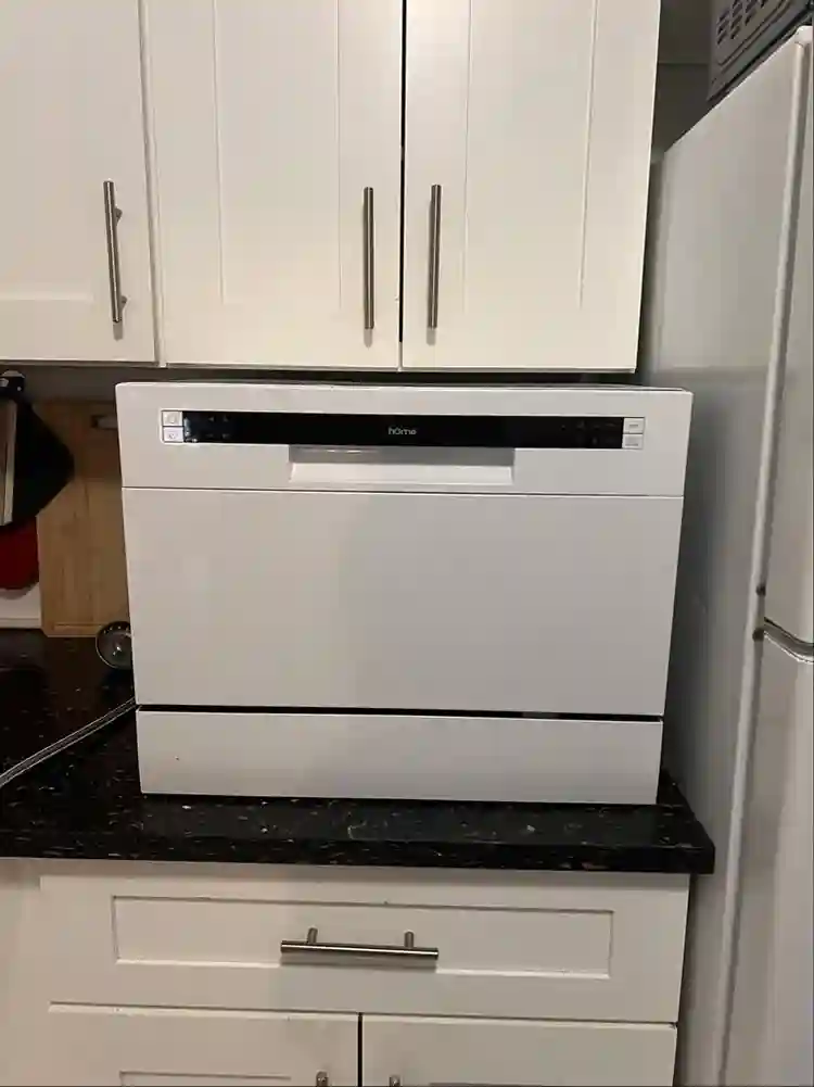 Furnished Room | Briarwood, Queens