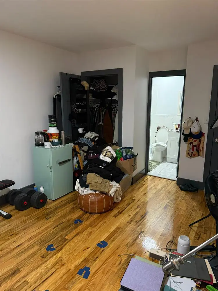 Private Room, private bathroom 10/1