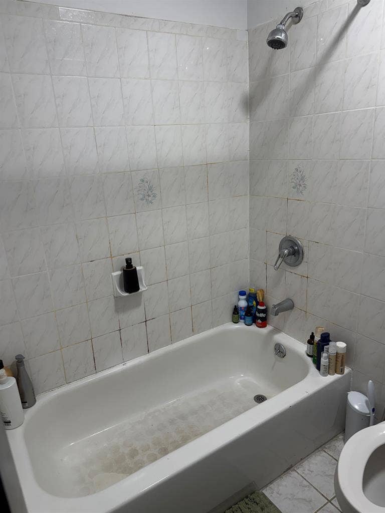 Private Room, private bathroom 10/1