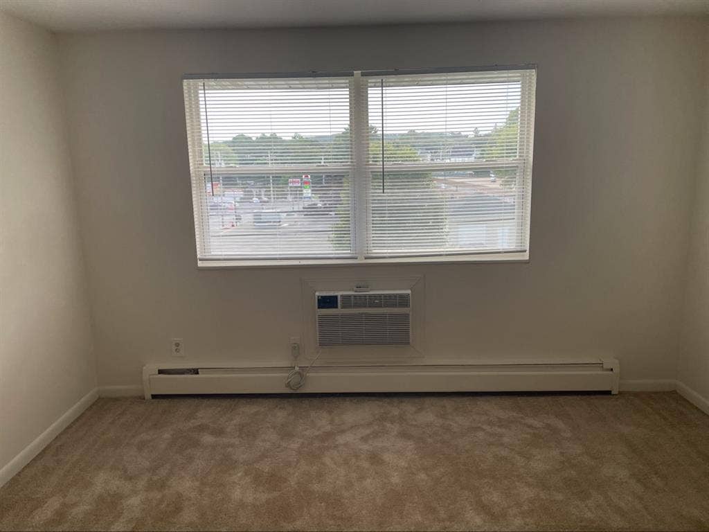Looking for a roommate for friend