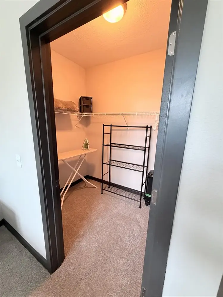Nice furnished/unfurnished room