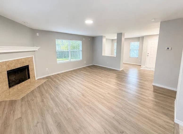 4 BR in Fort Worth