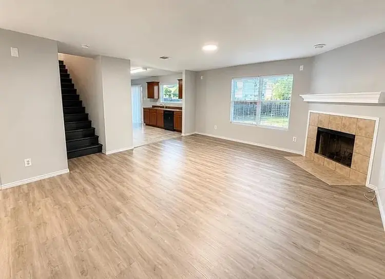 4 BR in Fort Worth