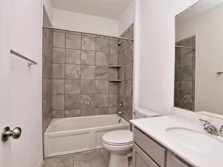 4 BR in Georgetown